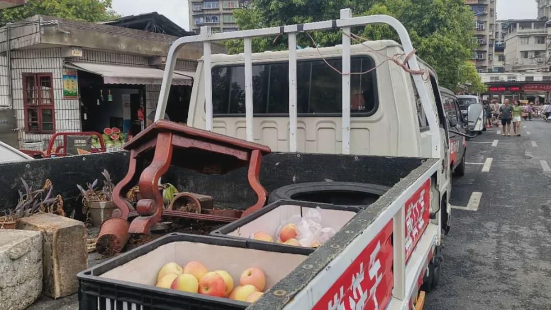 多举措开展苏仙城区农贸市场环境卫生执法工作