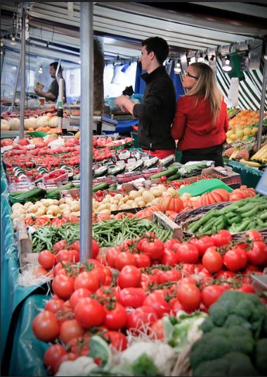 Raspail市场 / flickr@Kotomi_