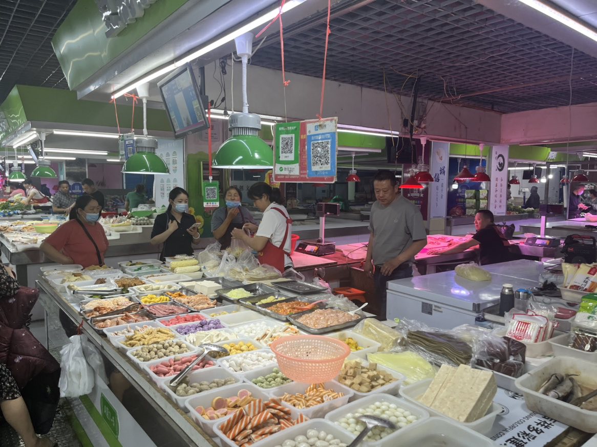 东方新城市场4.JPG
